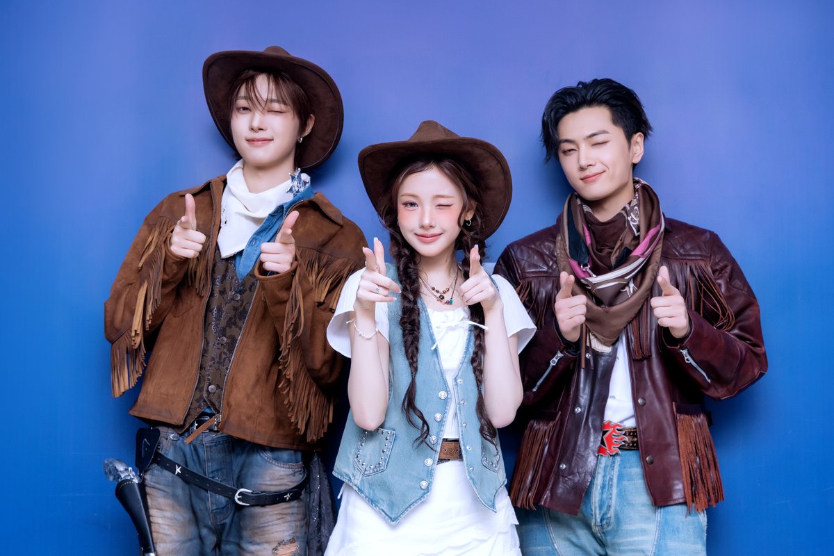 [🎤] 260125 오늘의 #MC가요

앙큼상큼 인가 보안관 MC 의주&amp;이현🤠
그리고 스페셜 카우보이 제이와 함께하는🗡️♥️
일요일엔 어디 가요? 다 같이 인기가요~♪

#인기가요 #MC #의주 #이현 #제이 #앤팀 #andTEAM #베이비돈크라이 #BabyDONTCry #엔하이픈 #ENHYPEN <a href="/andTEAMofficial/">&TEAM OFFICIAL</a> <a href="/BabyDONTCry_BDC/">Baby DONT Cry</a>