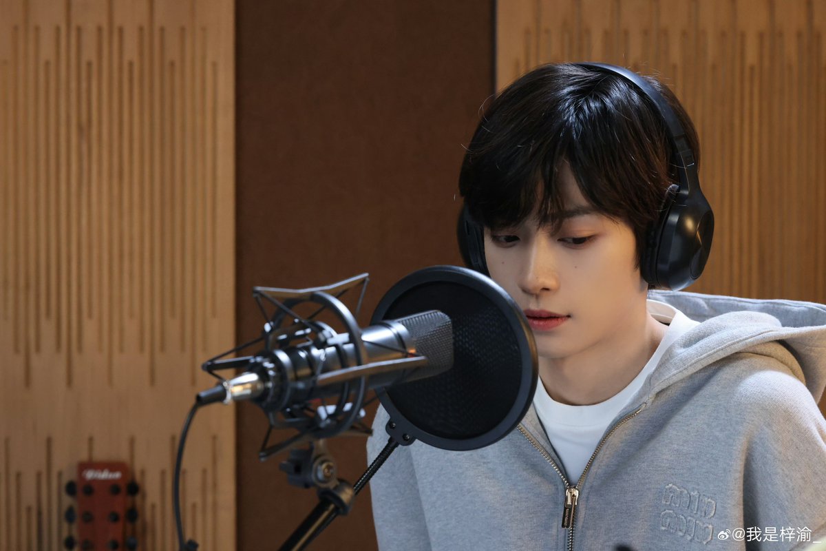 [260125] ZiYu Weibo Update (1/2)

✌️ These few photos haven't been posted yet!

#ZiYu #梓渝