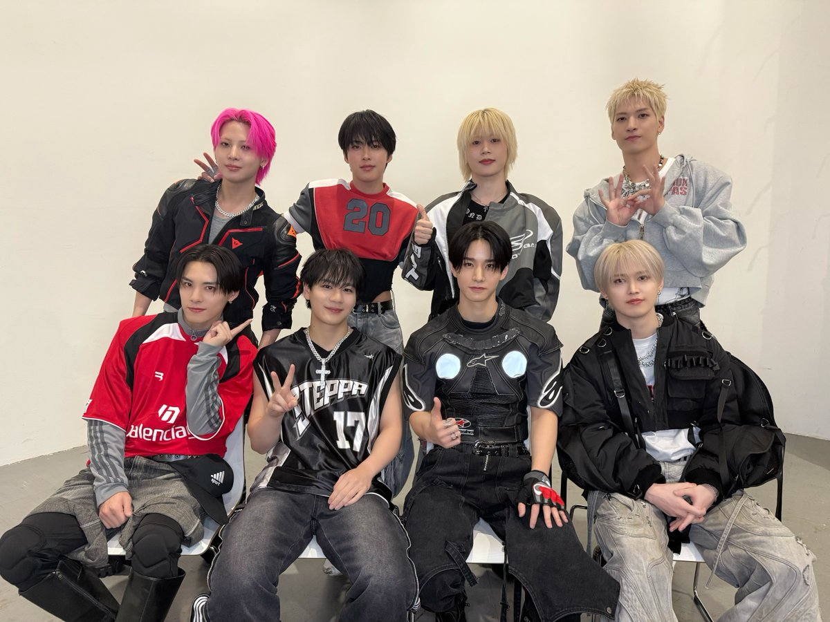 2026.01.25
📸 𝐉𝐎𝟏 𝟏𝟎𝐓𝐇 𝐒𝐈𝐍𝐆𝐋𝐄 "𝐇𝐚𝐧𝐝𝐳 𝐈𝐧 𝐌𝐲 𝐏𝐨𝐜𝐤𝐞𝐭"

オンライン特典会🧤✨

ご参加いただいたJAMの皆様
ありがとうございました！

#JO1 #HandzInMyPocket