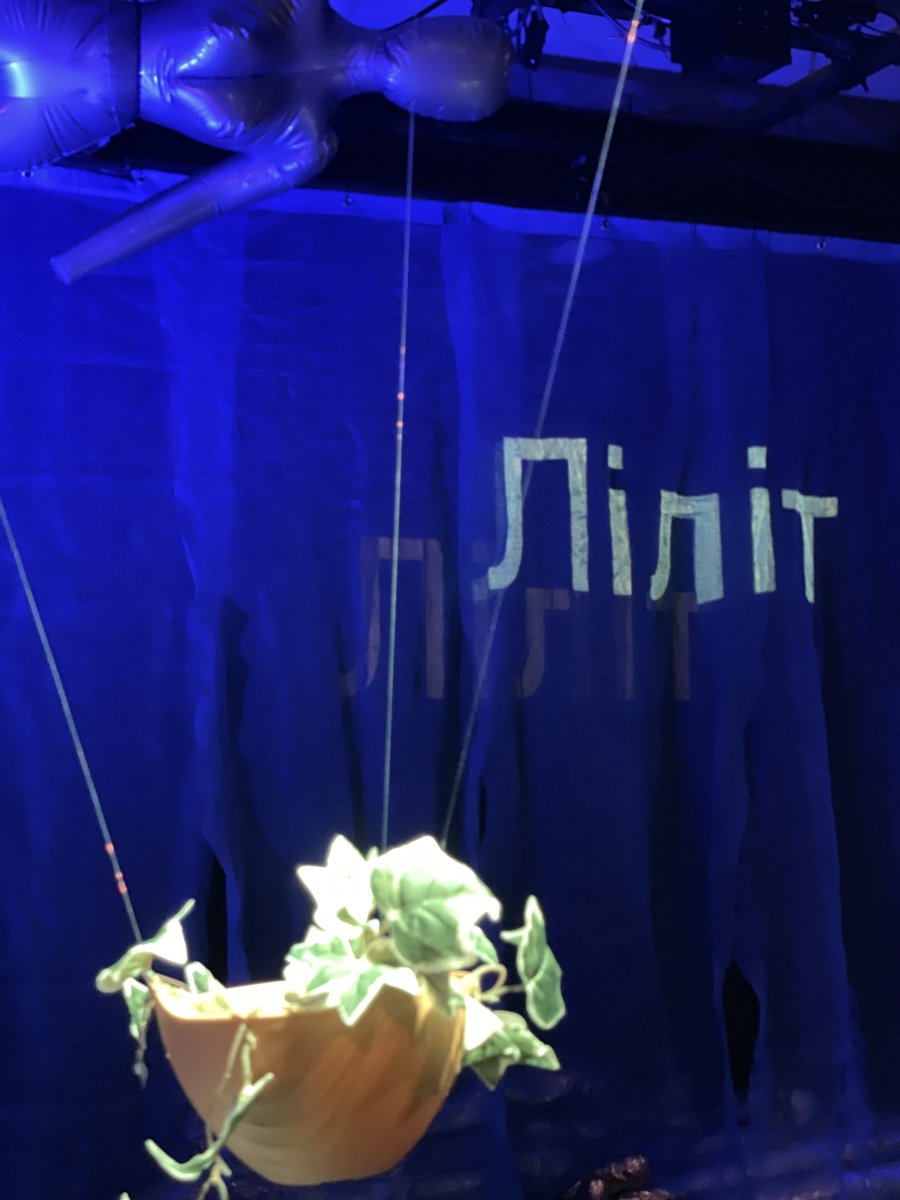 #まちざリリス
両チーム観劇させて頂きました。
脚本も演出も同じなのに役者が違うとこんなにも変わるのか...という印象
ソリオとデリカD2みたいな違いかと思ったらランエボとWRXくらい違った(例えがおわり(細かい感想はいつかnoteに上げます、たぶん。