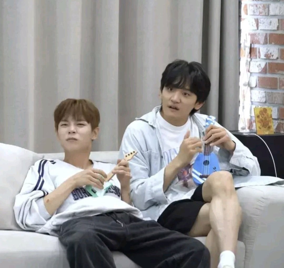 나 사실 바보룻띠 조아헤.너는?