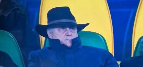 Come Nerone. Quando il capo smette di essere custode e diventa prigioniero del proprio ruolo corrieredellosport.it/news/calcio/se… Ivan Zazzaroni sul <a href="/CorSport/">Corriere dello Sport</a>. Finalmente!