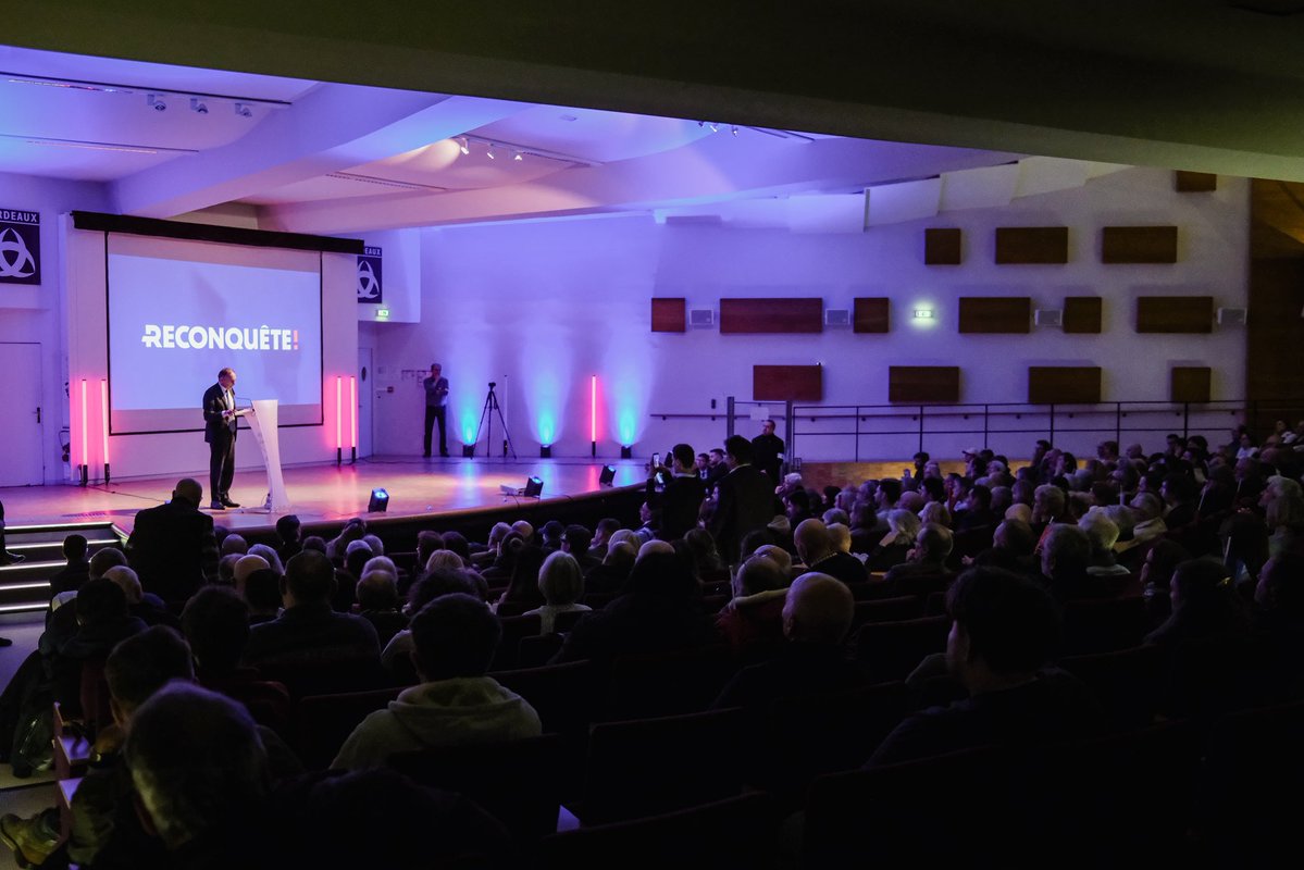 À Bordeaux avec <a href="/VirginieTBx/">🇫🇷 Virginie Bonthoux Tournay 🇫🇷</a>, comme partout en France, les élus de Reconquête défendront l’identité, la sécurité et la prospérité des Français.

Comptez sur eux pour faire entrer le bon sens dans nos mairies, et en finir avec l’idéologie.