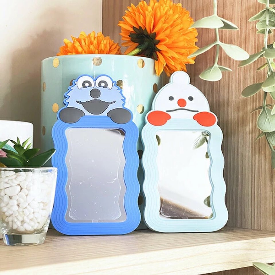 ☆ PICKUP アイテム ☆

『 #パペットスンスン ウェーブミラー』

ふんわり波型シルエットのミラーの上から、
スンスンとノンノンがぴょこっとのぞいている、かわいいミラー🫶

▽詳しくはこちら♪▽#pr 
a.r10.to/hkA5up