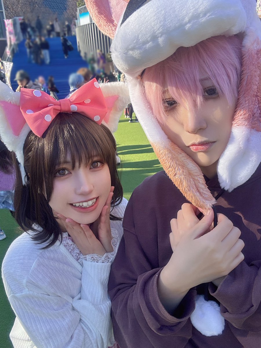 hkkndn_ao2496's tweet image. cosplay / 多聞くん今どっち！？

木下さんと遊園地………

⚠︎色味一部捏造
 #TDC