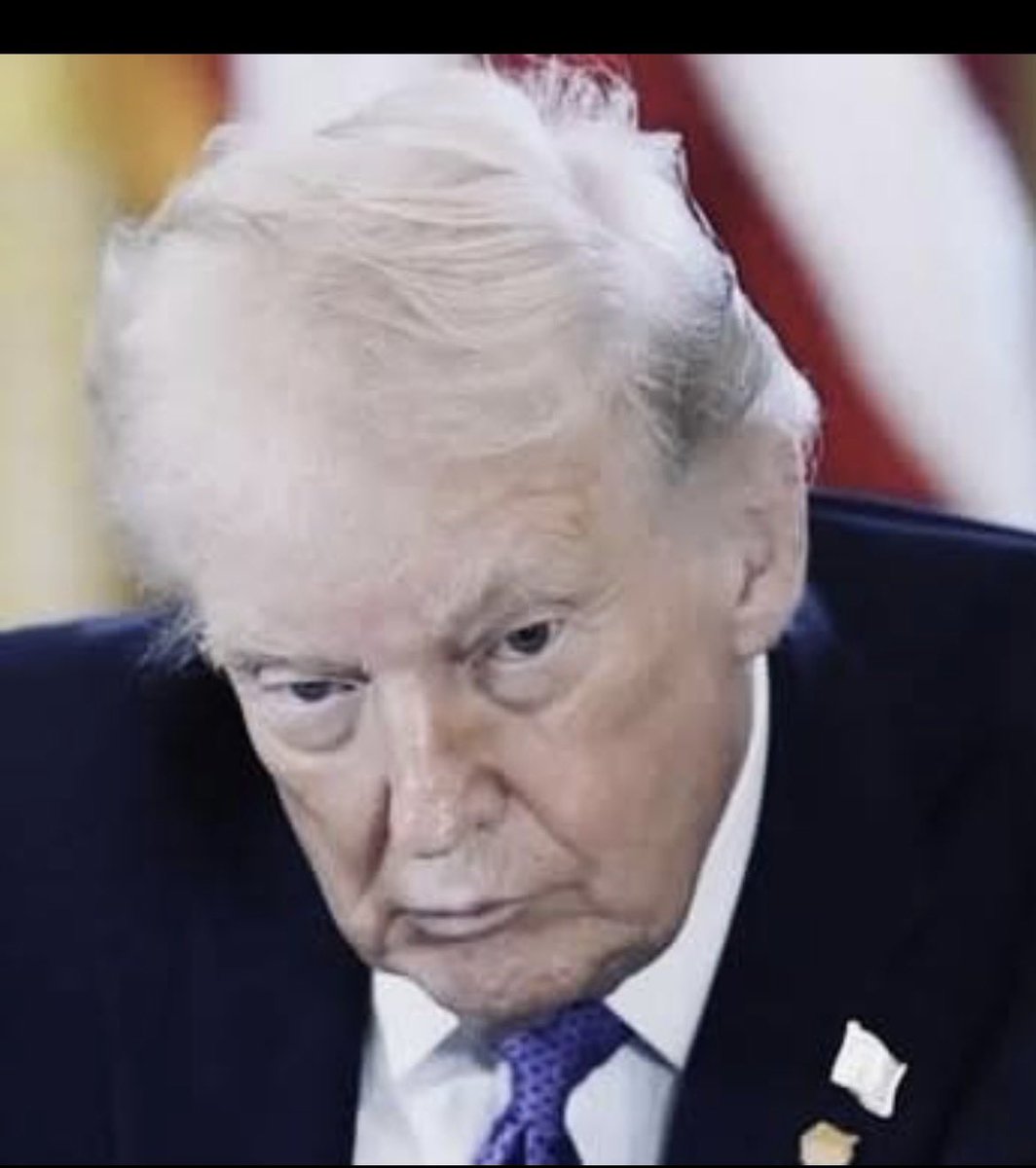 oscarhero1801's tweet image. He is not long for this world and his actions will be determined by what awaits him. He looks like a rotting corpse - his soul is as dark and ugly as his face.