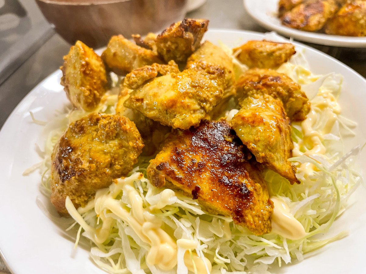 タンドリーチキン ピリ辛スパイスとジューシーなチキンが食欲をかき立てる！『タンドリー