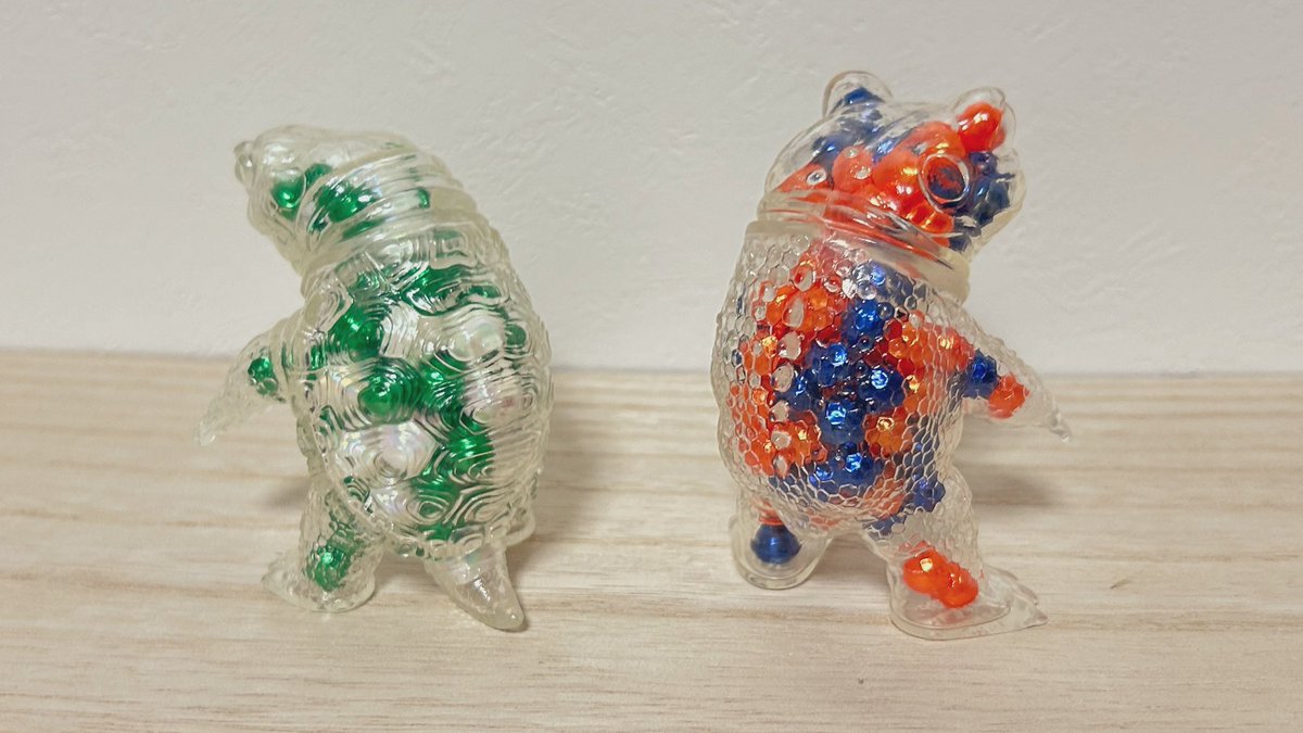 パールビーズを入れてみました
#ケロンガ　#カメンゴ　#ソフビ