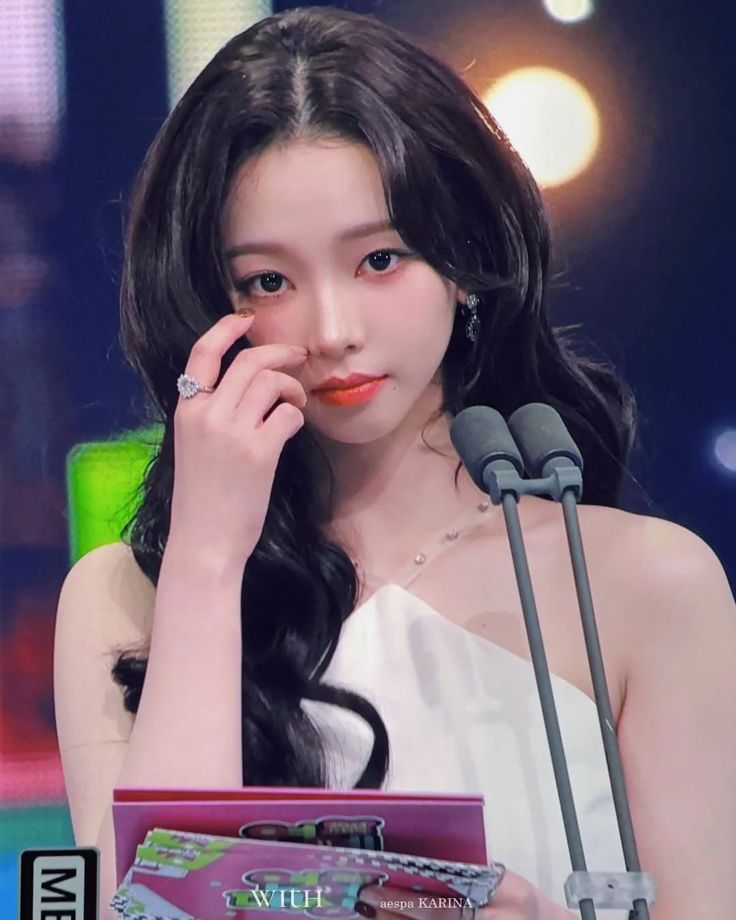 𝓖 kim yeri tweet media