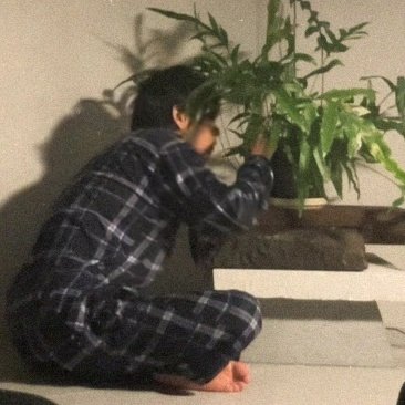 mydolltaetae's tweet image. what a babie look at him all pouty n round cheekies :(