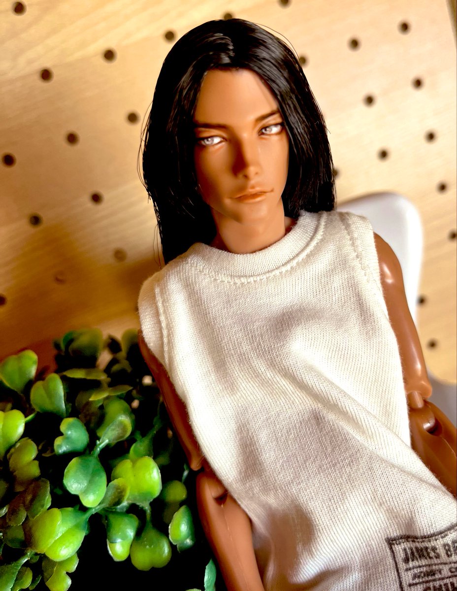 kirin0024's tweet image. 素敵な褐色王子お迎えしました🖤
ちょっとカッコ良すぎてずっと見ちゃうんですけど
ずっと見ちゃうんです
カッコ良すぎて
あと、寒いのにタンクトップすみません。（ありがとう）

@sweetmarble2002  様カスタム
@Flapper0919  様のお洋服

#六分の一男子図鑑
#スイートマーブル