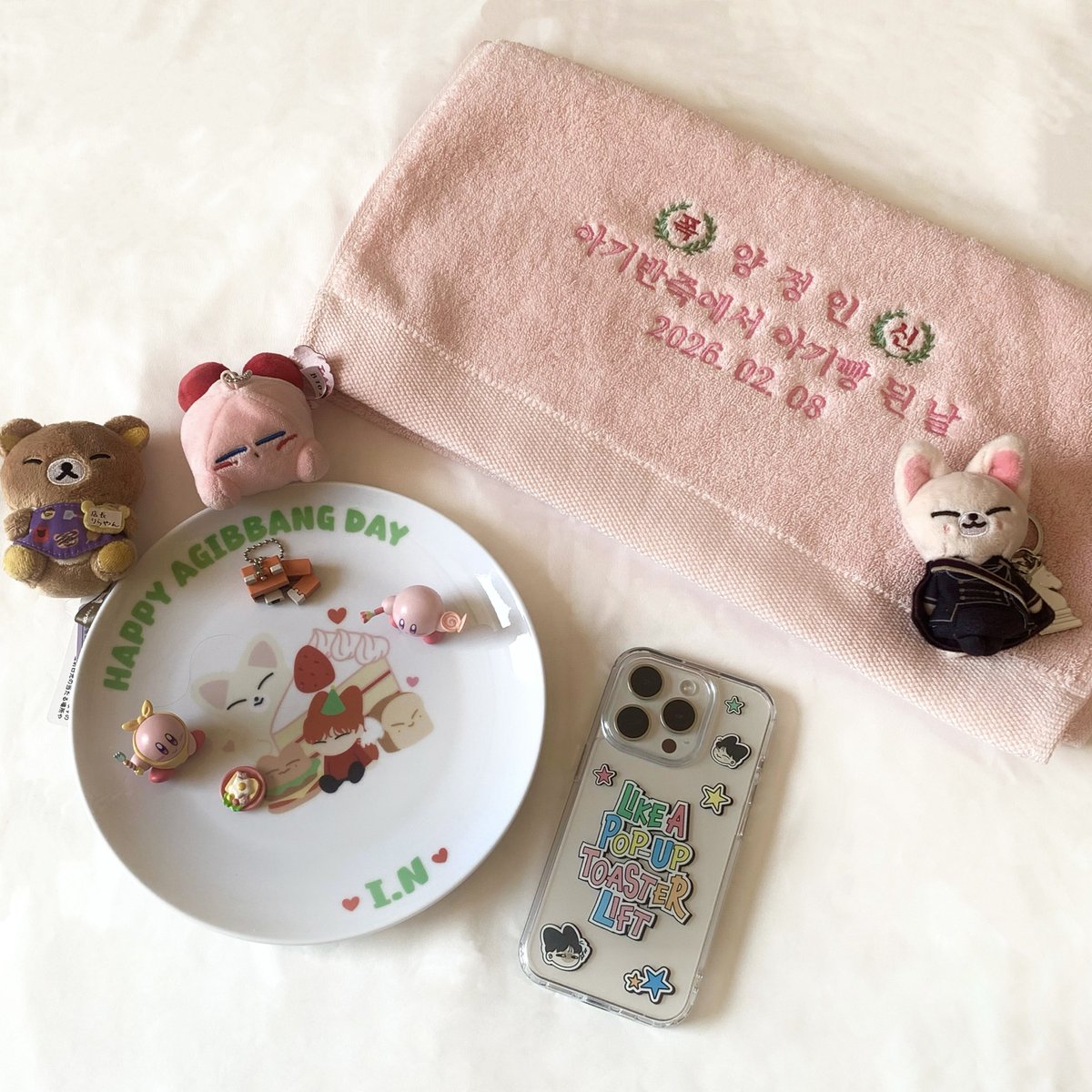 ˖♡ ⁺   ∧  ⑅  ∧
˖° ⁺ (  ｡◝‿◜｡)╮=͟͟͞♡ 𝙃𝙖𝙥𝙥𝙮 𝙄.𝙉 𝘿𝙖𝙮 💕

사랑하는 정인이의 생일을 맞아

#RT 
두 분께 아기반죽 수건+제 발그림 눈 안 뜬 애들 접시
두 분께 Like a Pop-up Toaster Lift 폰케이스를 보내 드립니다...💕

국내주소
2/8 밤에 추첨

정인아 생일 축하해😻💕