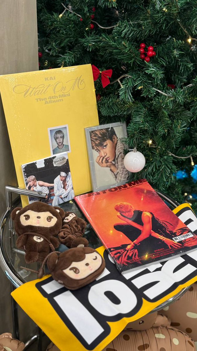 kimwhojongin's tweet photo. Ready for Kai bear hugs! 🧸💝
ZKDLPH presents: 2026 HAPPY KAI DAY〖THE BEAR HUG PROJECT〗
We are here today at @Cafe408 to celebrate Kai’s
Bear-y Special Birthday Celebration.
Claim your kits & enjoy the day EXO-Ls/ERIgoms💛🐻
#HappyKaiDay #TheBearHugProject #KAI
