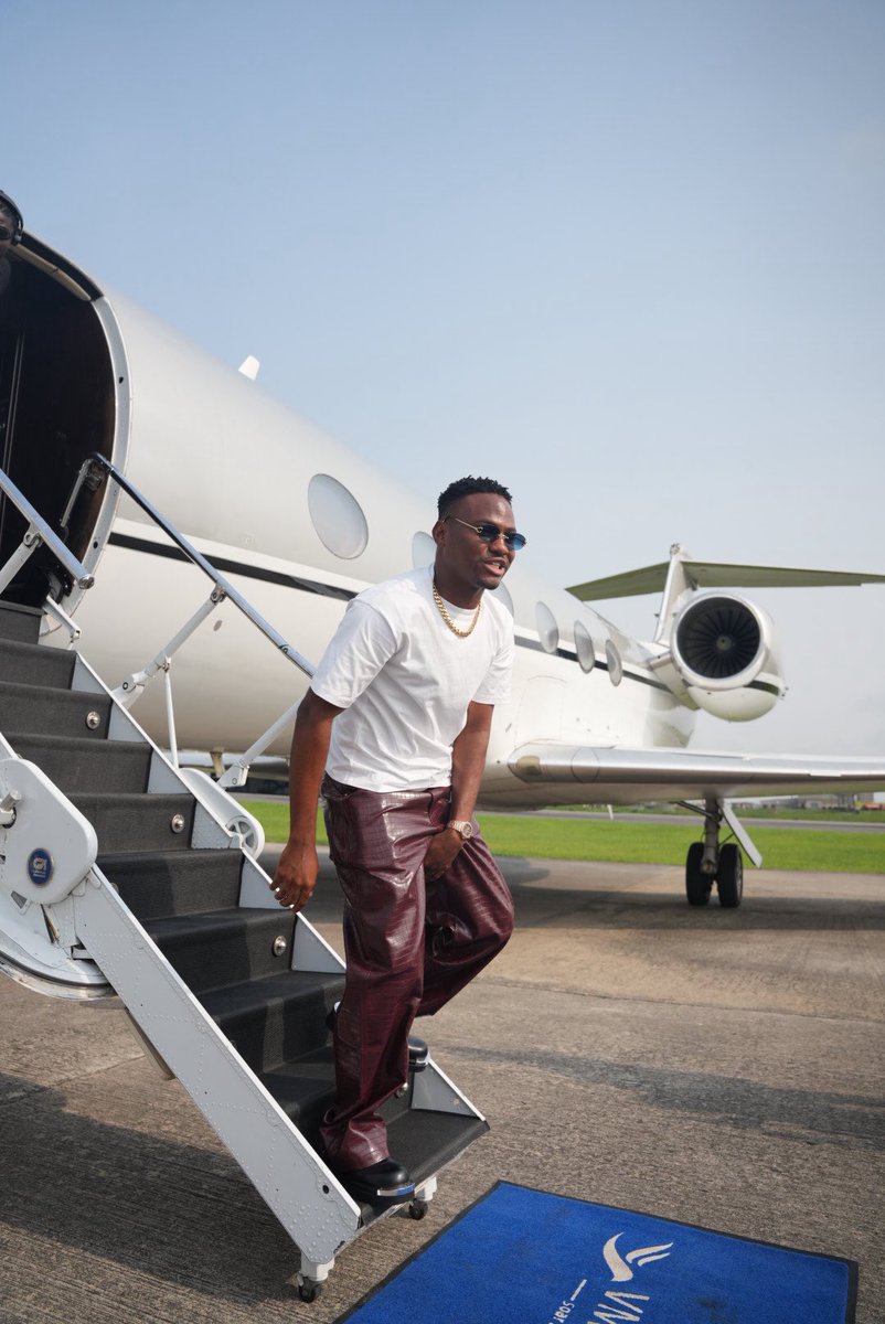 Invited by the Senate president to his state for dinner and golfing 🏌️ . 

No famzing real recognizes real

Top paid, standard 📶