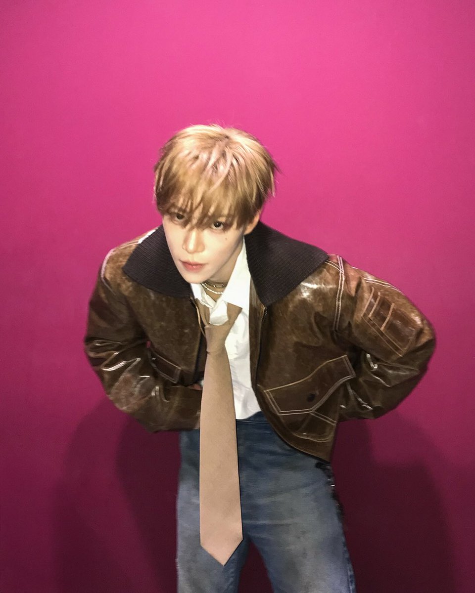 dubabboo's tweet photo. mama can you let us breathe for 5 minutes oh my godddddd https://t.co/jBL2YmPCUu