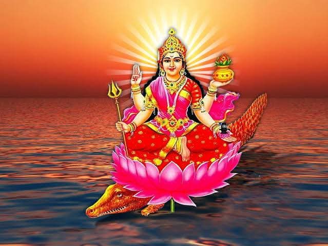 Dhaval_JV's tweet photo. અલોકિક, પુણ્યદાયની અને ગુજરાતની જીવાદોરી માઁ નર્મદા જયંતી નિમિત્તે હાર્દિક શુભકામનાઓ. 

નમામિ દેવી નર્મદે 🙏

#narmadajayanti https://t.co/9kHisCTkbp