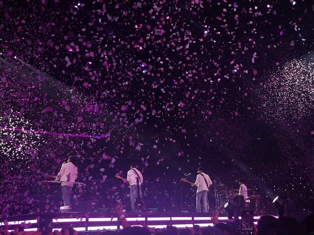 Em 🦊🍀 tweet media