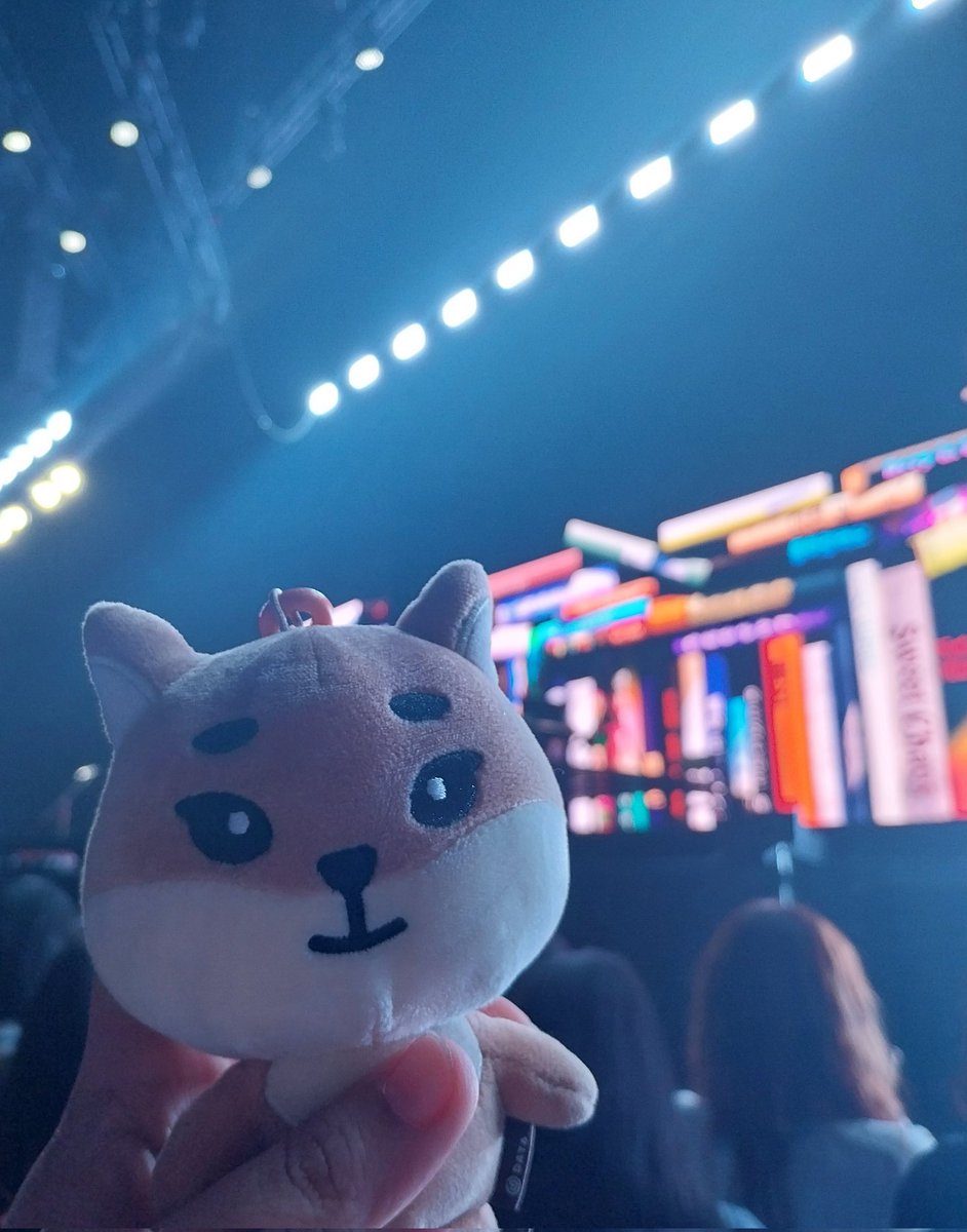 Em 🦊🍀 tweet media