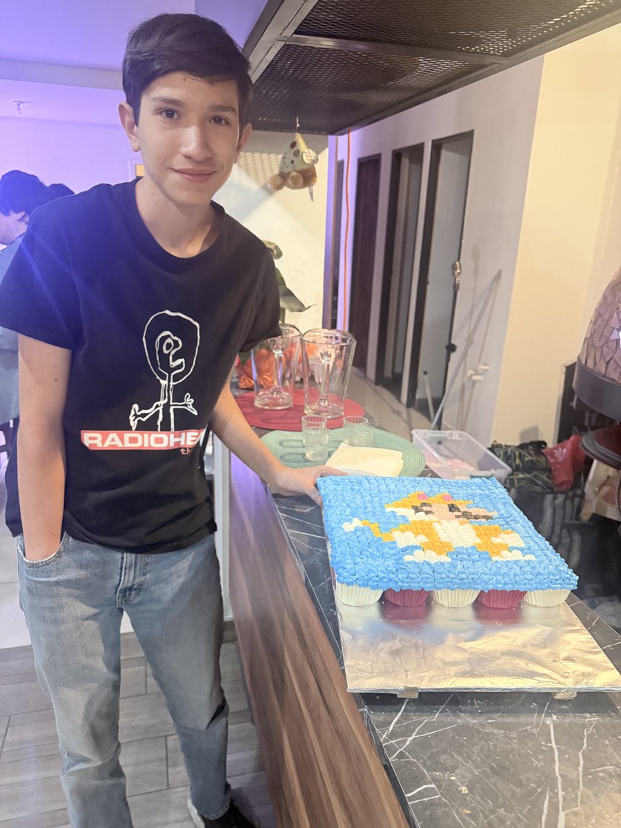 Muchas gracias a todos los que pudieron asistir el día de hoy al MatZuFest, se aprecia un chingo. Independientemente de mi resultado, disfruté mucho la experiencia y le agradezco especialmente a <a href="/giuliettamiaw/">Giuliettamiaw</a> por hacer todo esto posible. Gracias por todo bandita, lqm 😊