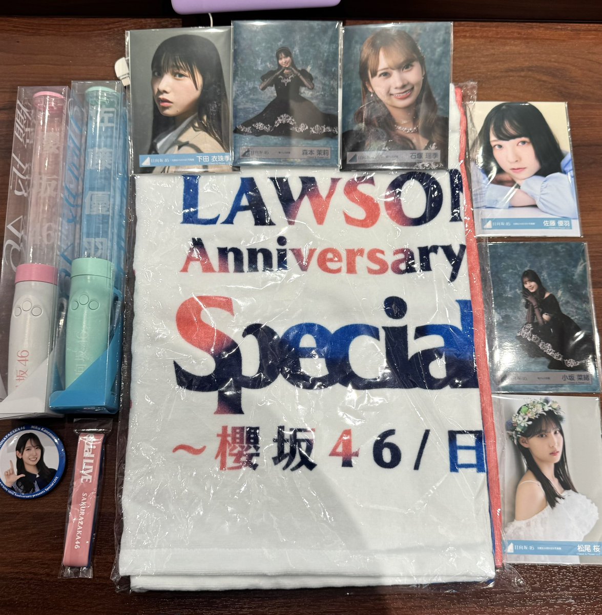 櫻坂と日向坂の合同ライブのグッズを購入✨ 櫻坂46箱推しペンライト