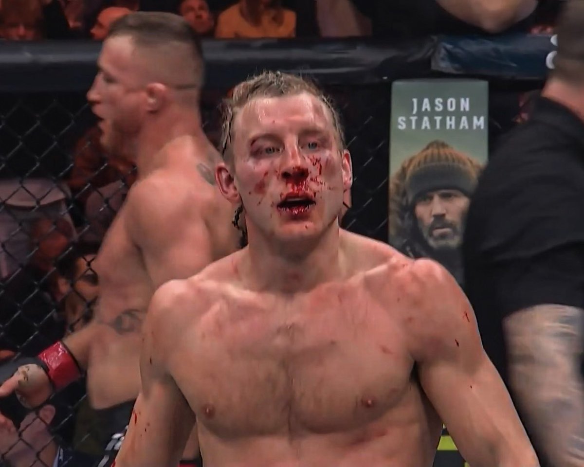 😱 Paddy Pimblett's face after 4 rounds with Justin Gaethje #UFC324