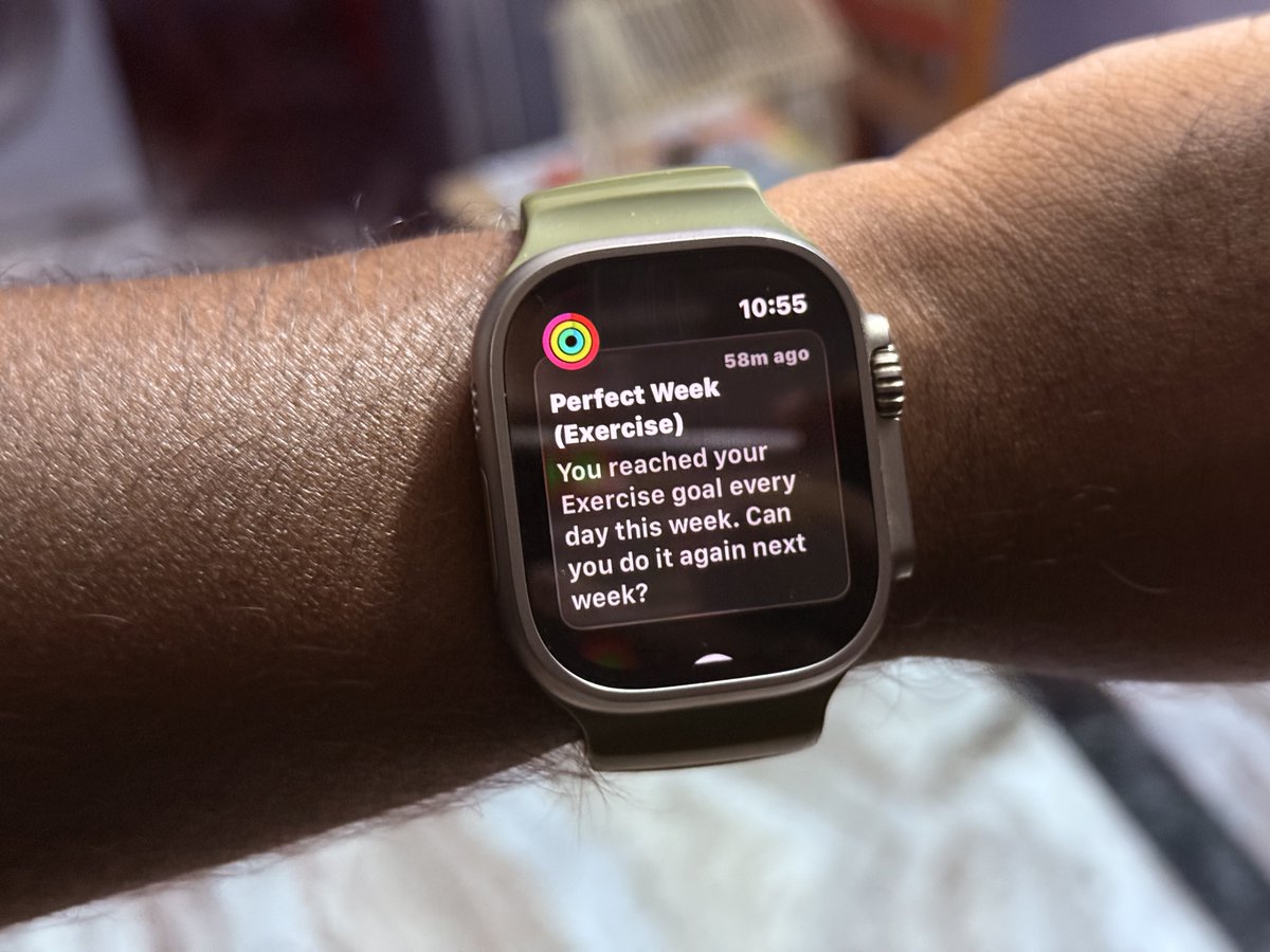 Siva_Bharani's tweet photo. If Redmi can add something like this in their #RedmiWatchMove
It will be crazy. Already their watch is super value for money. With motivational data like this will add even more value to it.
Meanwhile this is where Apple Watch keeps scoring for years 🙌
#AppleWatch https://t.co/S9LTurrPGp