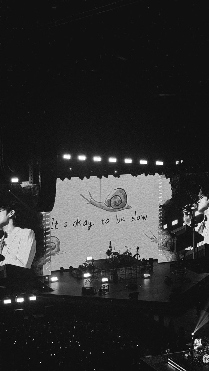 ___jagga's tweet image. one of my faves from yesterday ✨

“it’s okay to be slow” 🤍

#DAY6_10th_Anniversary_Tour #DAY6inManila #The_DECADE_MANILA