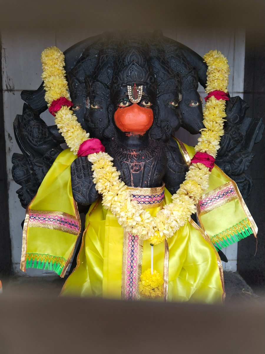imsri94's tweet photo. రథసప్తమి శుభాకాంక్షలు 

సప్త సప్త మహా సప్త
సప్త ద్వీపా వసుంధరా
సప్తార్క పర్ణ మాధాయ
సప్తమి రథ సప్తమి🌞🙏

 #radhasaptami
#Suryaprabha https://t.co/kyGDY2uKqP