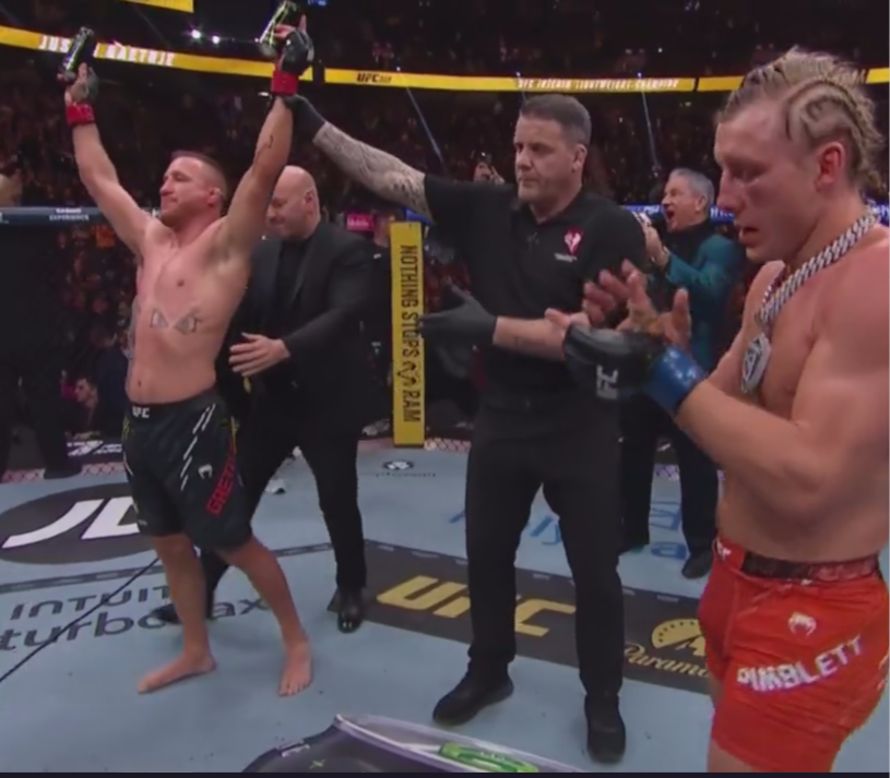 v_mokhun's tweet photo. what was that, waiting for Topuria to end this XD #UFC324 https://t.co/rCslwD0RlW