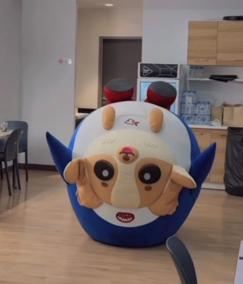 iamyourja's tweet image. เวสลีย์ วันๆไม่มีอะไรเลย ป่ะป๊าหนีไปสวีทกันตลอด ปล่อยลูกไว้กับย่ายาย ย่าก็พากินข้าววันละแปดมื้อ อ้วนตุ้บ