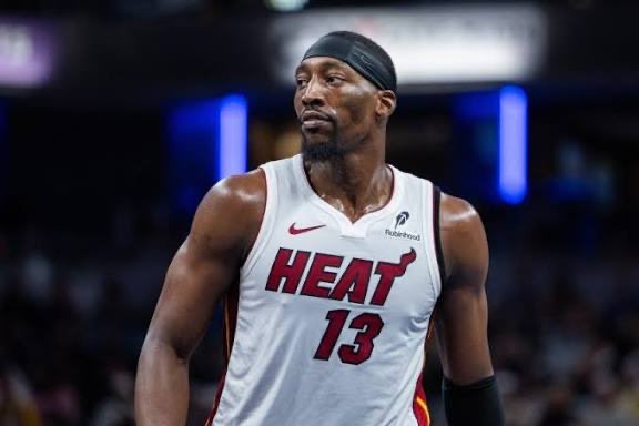 KJMuseHeat's tweet photo. Bam tonight 💪 🔥🤯
Points-26
Rebounds-15
Blocks-1
3pm-4 https://t.co/EZaR8cP9Re