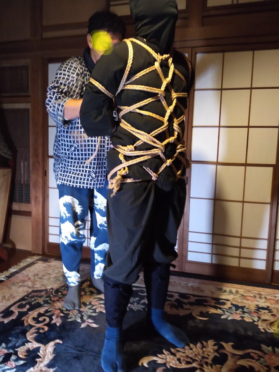 長縄使い tweet media