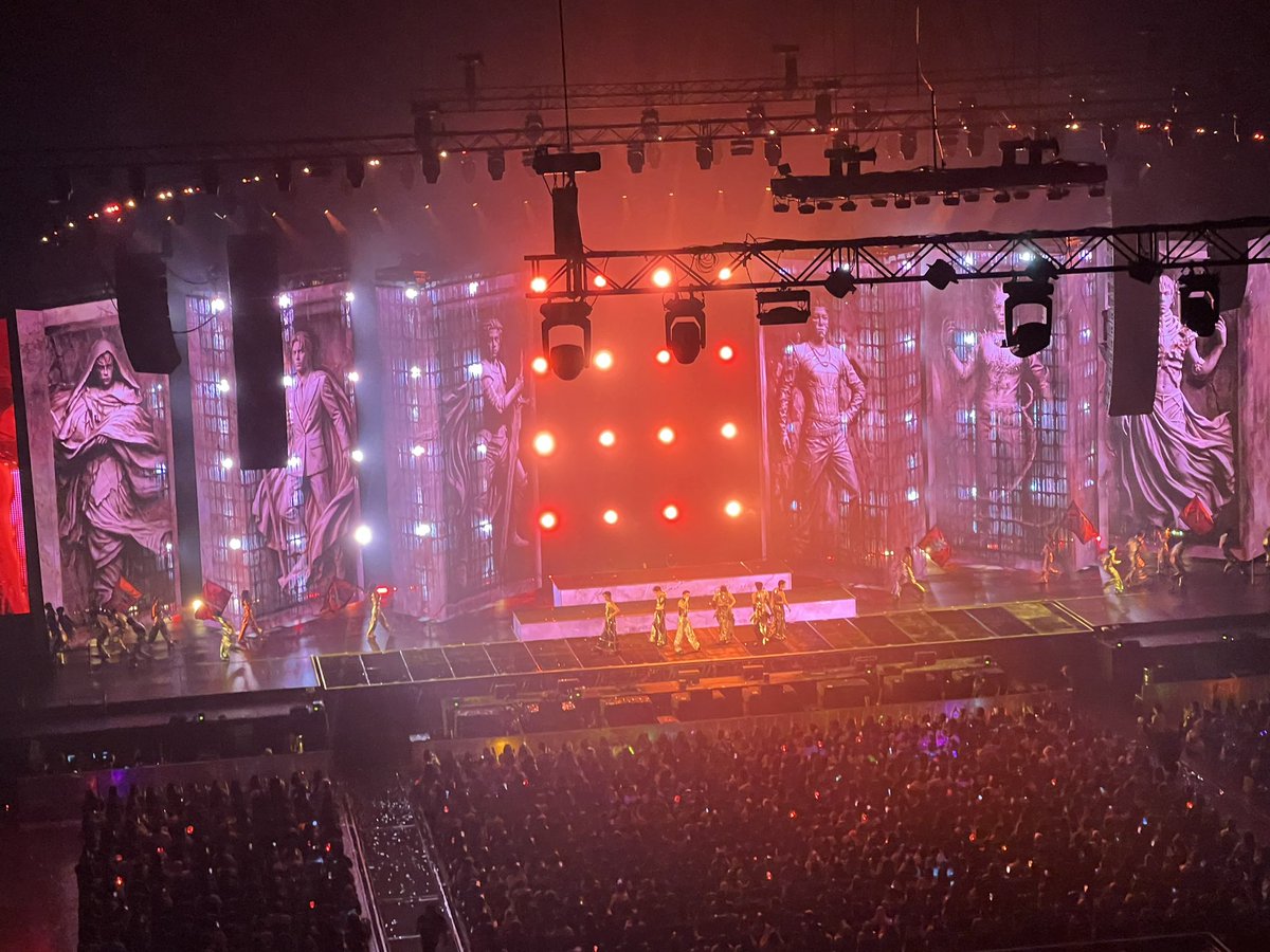 whatsaplant's tweet image. อีกสิ่งนึงที่อยากพูดในคอน3มากๆๆๆคืออันนี้😭😭😭🙏🙏🙏

กุอึ้งมากกกก งานปั้นเหมือนมีจริงมาก แล้วทำโคตรสวย สวยจนกุอึ้ง ขนลุกมากตอนเห็น งานอาร์ตดีๆมันมาอยู่ที่พ้อกสีตอนลงทุนจริงๆ อีเจี้ยเอ๊ย โคตรดีอะ อยากให้ทำฟิกเกอร์/งานปั้นขาย
#PROXIE_The3rdConcert