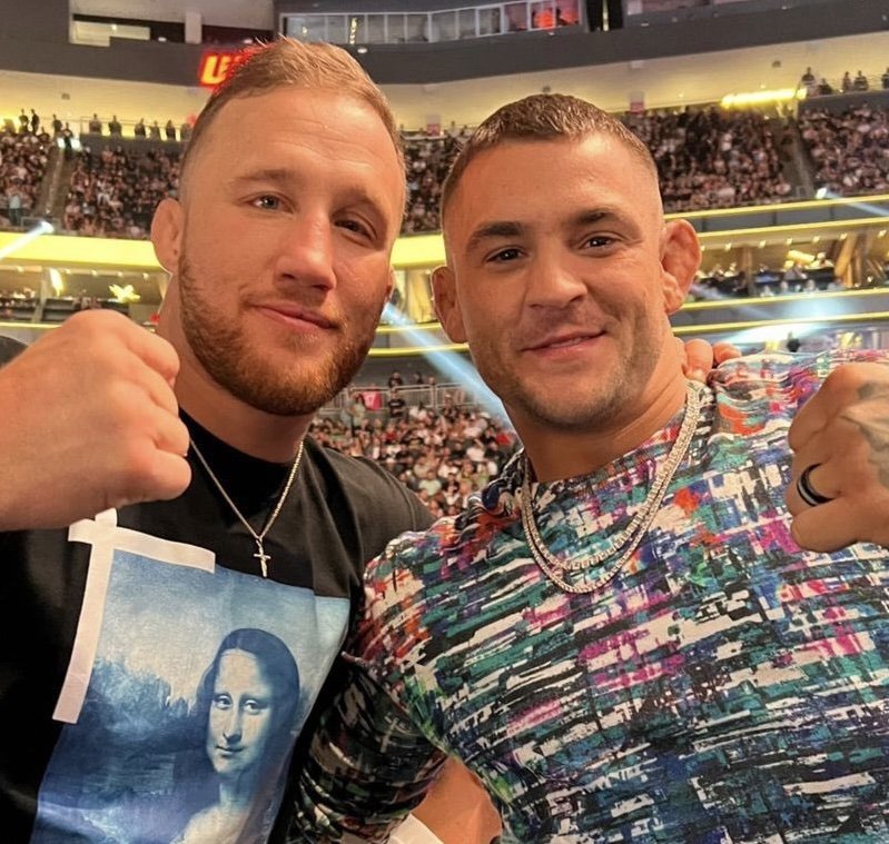 i__hatan's tweet photo. تقول وتطول 🤍🤍🔥🔥🔥
#UFC324 https://t.co/PhKswVrt9O