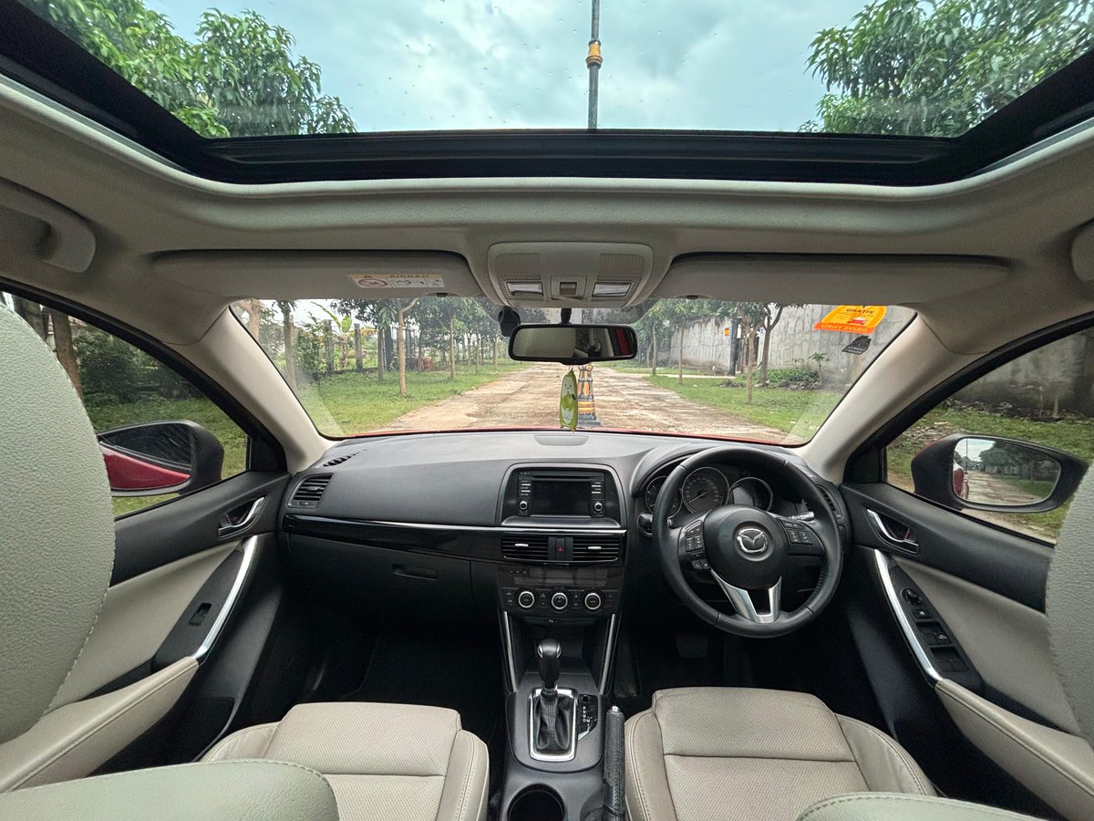 MasMasBiassaa's tweet photo. Siapapun yang naik Mazda CX5 Skyactiv taun 2014 ini pasti bakal keliatan kaya boss yang banyak utangnya

Panjenengan gabakal bisa ngerasain kenyamanan dari mobil ini apabila sedang pusing mikirin angsuran yang belom lunas kecuali panjenengan belajar ilmu ndableg

Nganggo mobil iki wis bisa di pastikan gak bakal ono sing mikir nek awakmu nganggo mobil rental.

Daripada ditukokno brio, iki luwih cocok ngge mbok wedok bene ga dikiro purel 👍🏻

Monggo, menaikkan derajatmu
---------------------------
Mazda CX5 2.5 Touring

Tahun 2014
Surat lengkap pajak hidup
Nopol cantik 2 angka
Transmisi automatic
Mesin masih sangat prima perawatan rutin
Kilometer 94rb asli record
Buku servis dan kunci serep lengkap
Kondisi istimewa full original dan siap pakai
Bergaransi tidak bekas laka dan banjir

Harga cash 169jt nego
Harga credit 159jt

https://t.co/9KgdzMcHuX