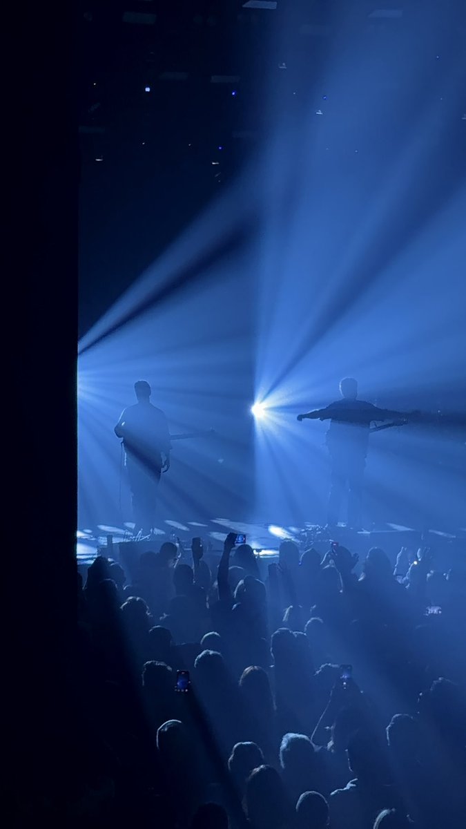 São Paulo deu seu nome hoje no show do Hollow Coves! Foi lindo! O “Come to Brazil” realizado com maestria (já quero mais). Simplesmente perfeito.