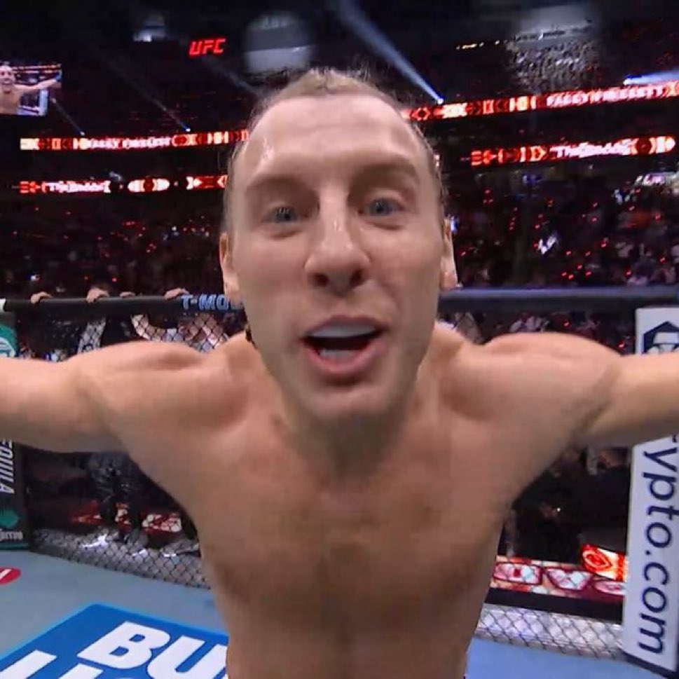 Dovy🔌 tweet media