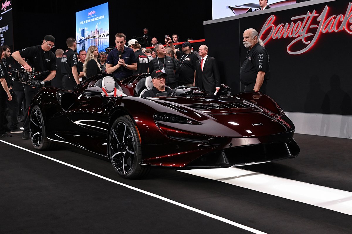 Barrett_Jackson's tweet image. Day 8 of the 2026 #Scottsdale Auction at WestWorld was a nonstop, action-packed #SuperSaturday, presented by @PlayAtGila. 

Read more: bit.ly/SD26TW-Day8of9