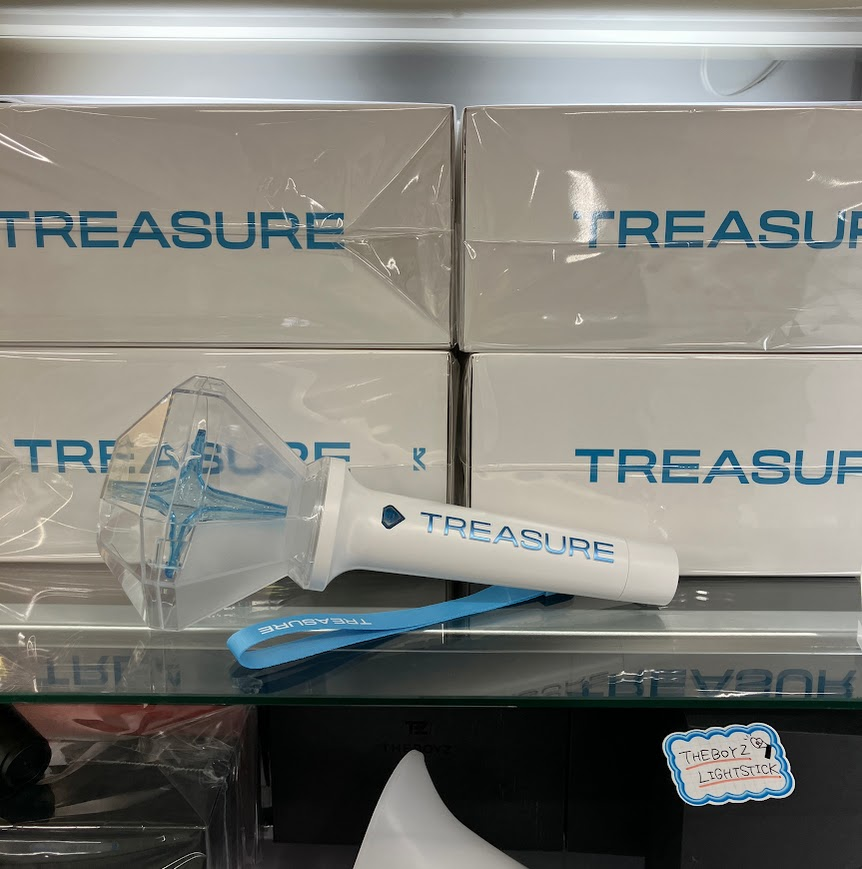 💎#TREASURE さんの【OFFICIAL LIGHT STICK Ver.2】絶賛販売中💎 ペン
