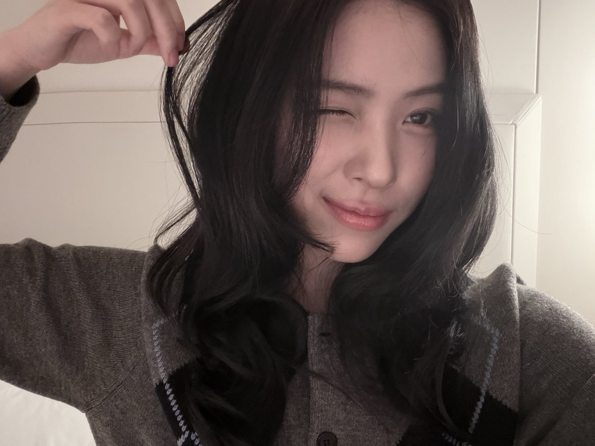 이뽀니눈웃음…