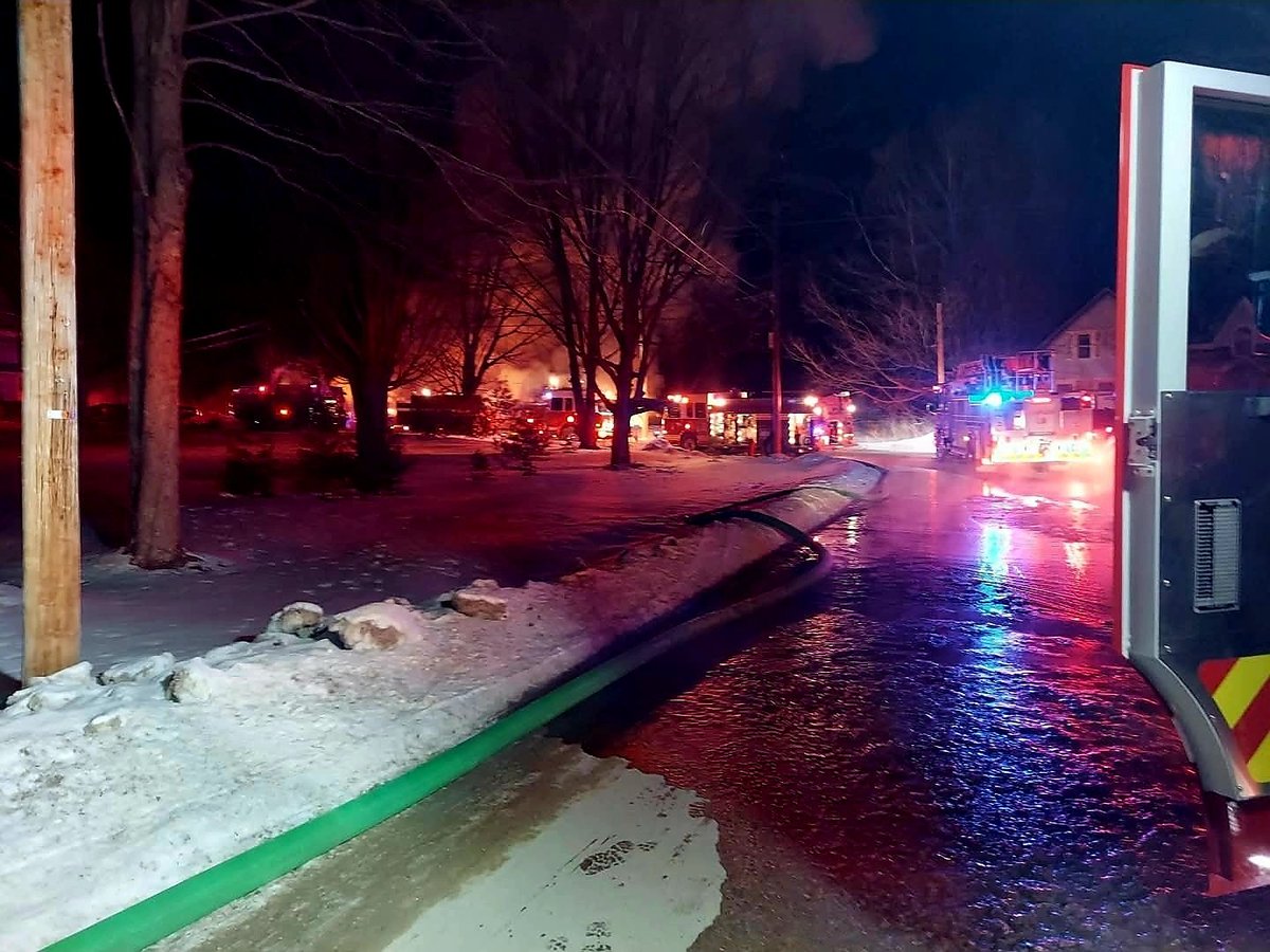 Bridgton -
*Third Alarm Structure Fire*
*Tanker Strike Team Activation*
Pond Road cross Deerfield Village -
Mutual Aid:
Harrison, Sweden, Raymond, Naples, Sebago, Waterford, Denmark, Norway, Windham, Casco, Fryeburg, Otisfield, Lovell, Baldwin, Paris.
0030
Photo credit, Sebago FD