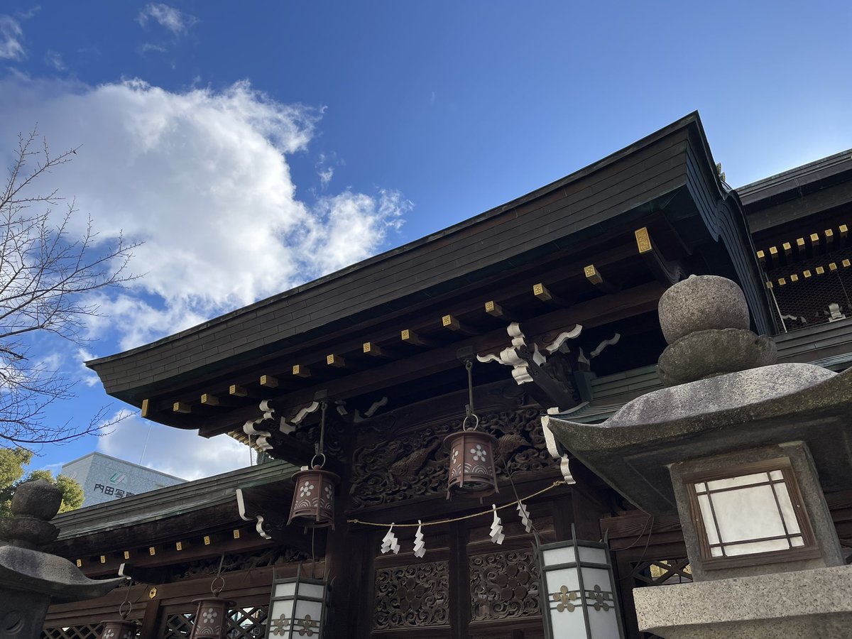 honemegane48's tweet photo. 大阪天満宮にて初めての鷽替え。200人ぐらいと交換したかも？とても平和で、ほっこりした神事🙏とても楽しかった😆 https://t.co/p1ZdgqhpYD