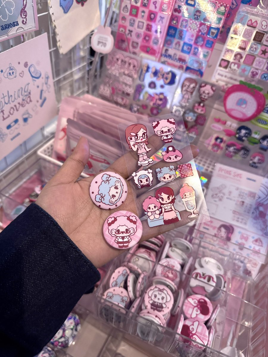 ari 💘 tweet media