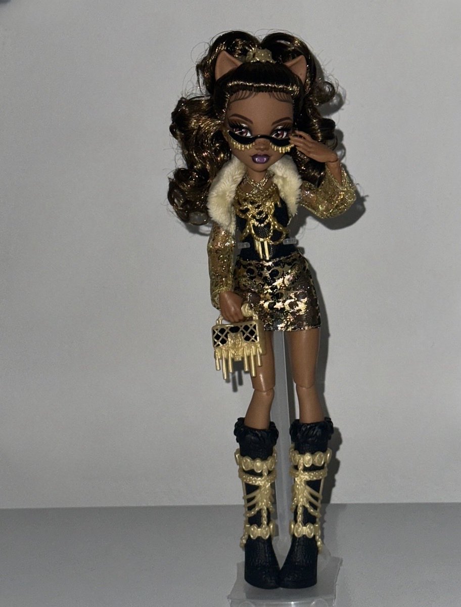 Adollsdoll1126's tweet image. End