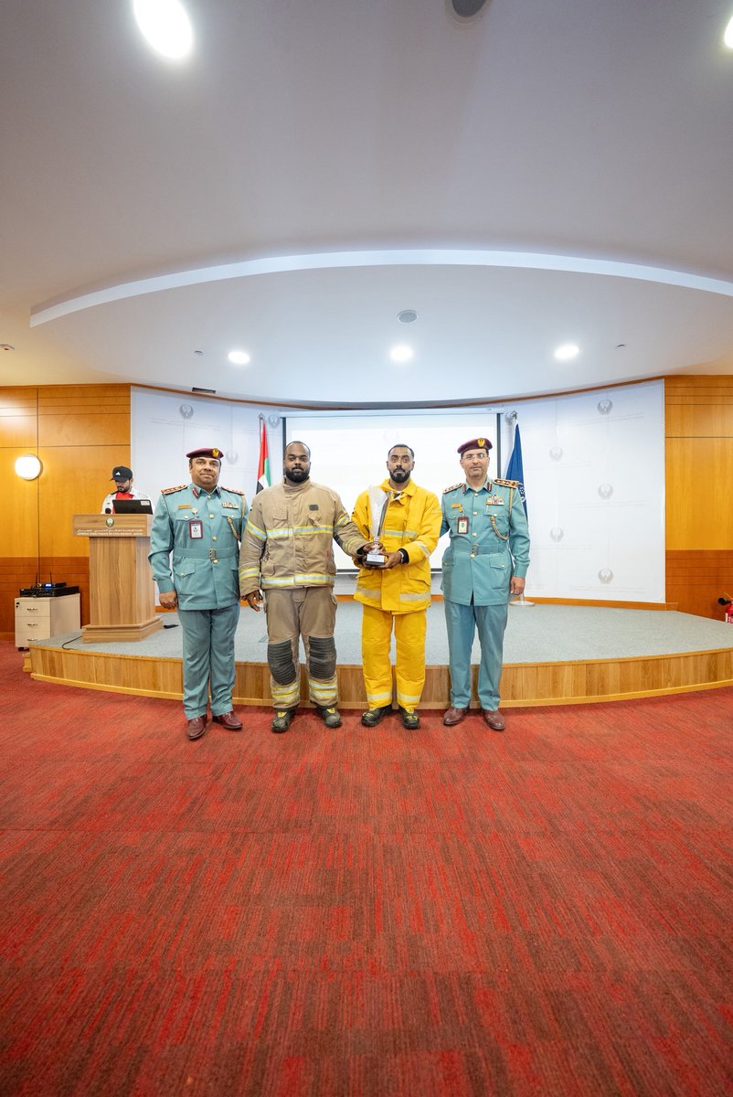 ajman997's tweet photo. دفاع مدني عجمان بطلاً في بطولة الدفاع المدني لتحدي رجال الإطفاء 2026

فازت الإدارة العامة للدفاع المدني عجمان بالمركز الأول في بطولة الدفاع المدني لتحدي رجال الإطفاء 2026.
#ajman997 https://t.co/znKXZWziQk