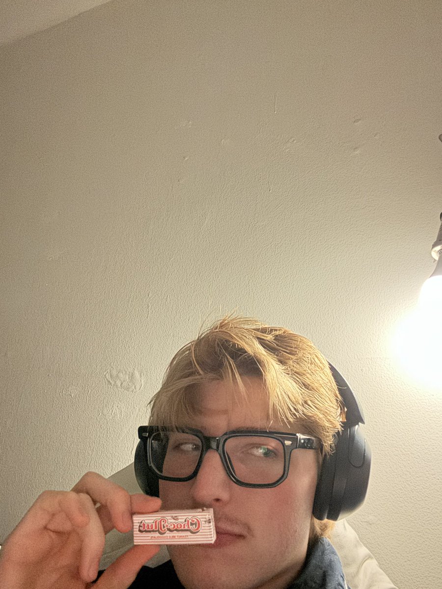 quartzscribble's tweet image. Cameron Diaz