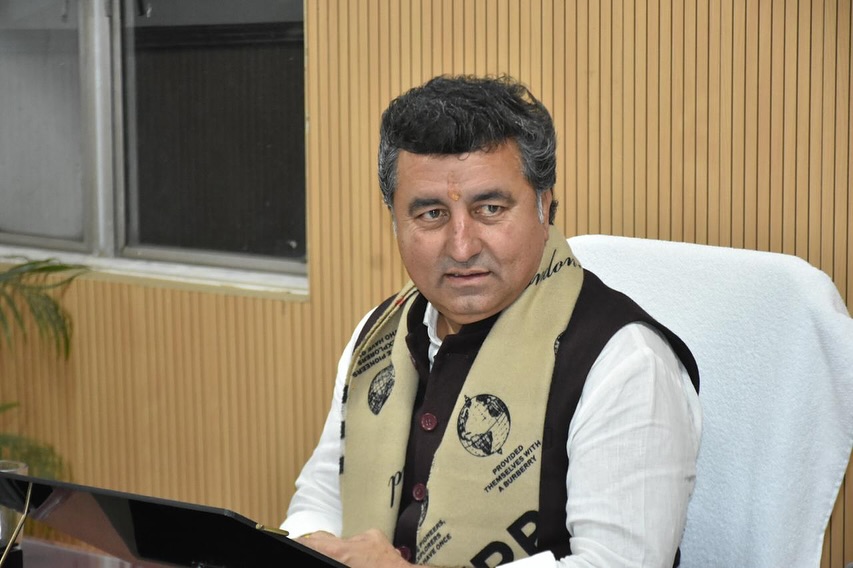 Suresh_bis9e_'s tweet photo. शिक्षा और रोज़गार पर केंद्रित आपके कदम
युवा भविष्य को सुरक्षित और सशक्त बना रहे हैं।
#धन्यवाद_केके_विश्नोई https://t.co/wG42X7xsPW