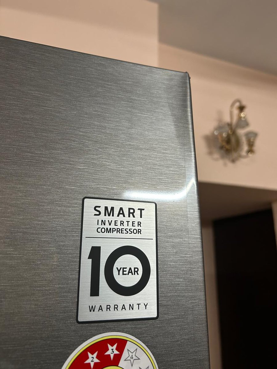 ravisharma_mp's tweet photo. @LGIndia My recent LG refrigerator order (32002549720) arrived damaged, as confirmed by the installation tech. 📦 I've been trying to get a replacement for two days, but no response. 😩 Help! @LGIndia 🆘 https://t.co/bHll6UNXZ5