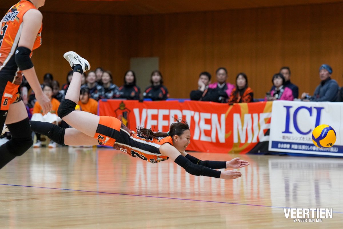 Veertien_LVC's tweet image. ⭐️2025-26V.LEAGUE⭐️
🦁ホームゲーム🦁

📅1月25日（日）
📍AGF鈴鹿体育館
🆚JAぎふリオレーナ
入場者数:548人

1️⃣22-25
2️⃣22-25
3️⃣25-21 👑
4️⃣19-25

セットカウント1-3で敗戦となりました🙇‍♂️
たくさんの応援ありがとうございました‼️