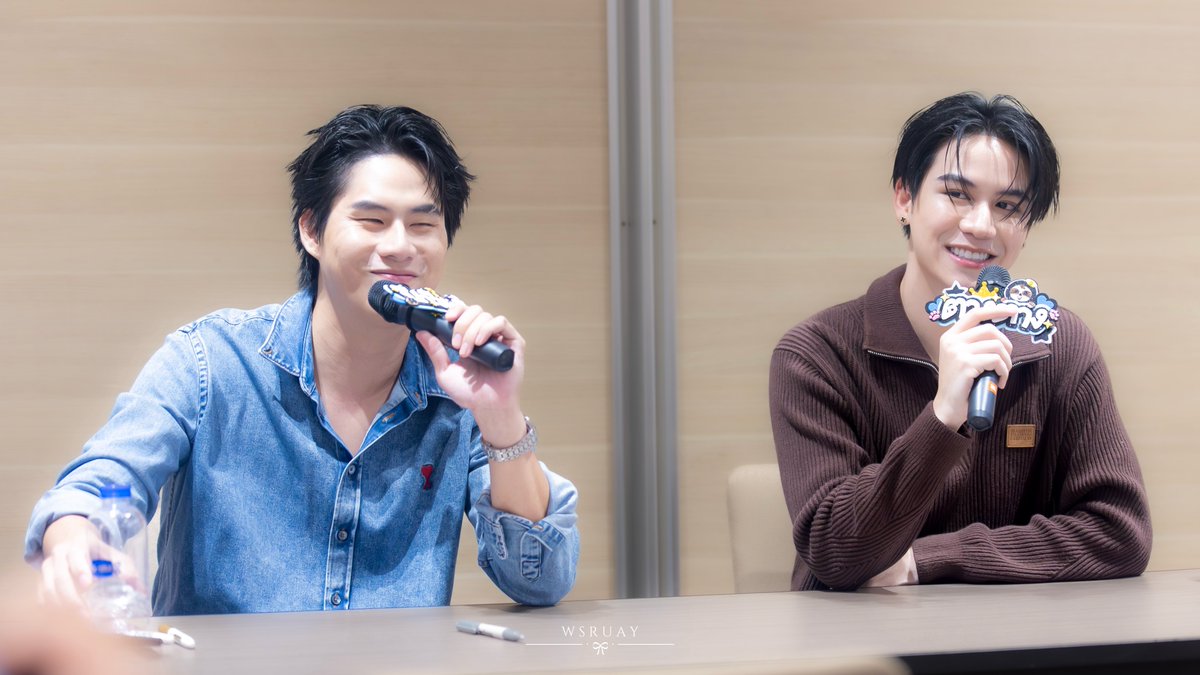 WSRUAY's tweet image. I had a lot of fun yesterday ✨ I was happy to see N'Winny and N'Satang 🩵🤍 I'm looking forward to seeing you again next time✈️

#สนามอ่านเล่น2026xWinnySatang
#winynny #satangks #SAMRUAY